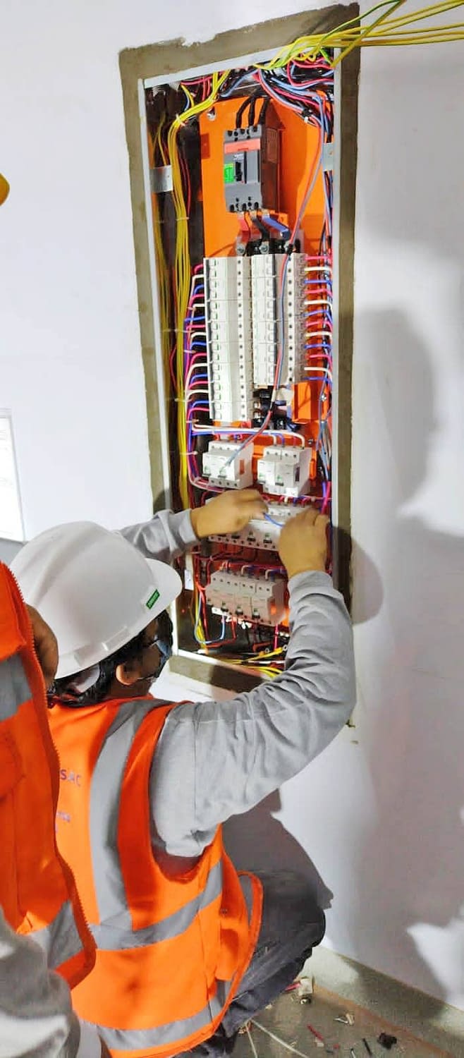 Tableros eléctricos en Perú • IEMA PERU SAC