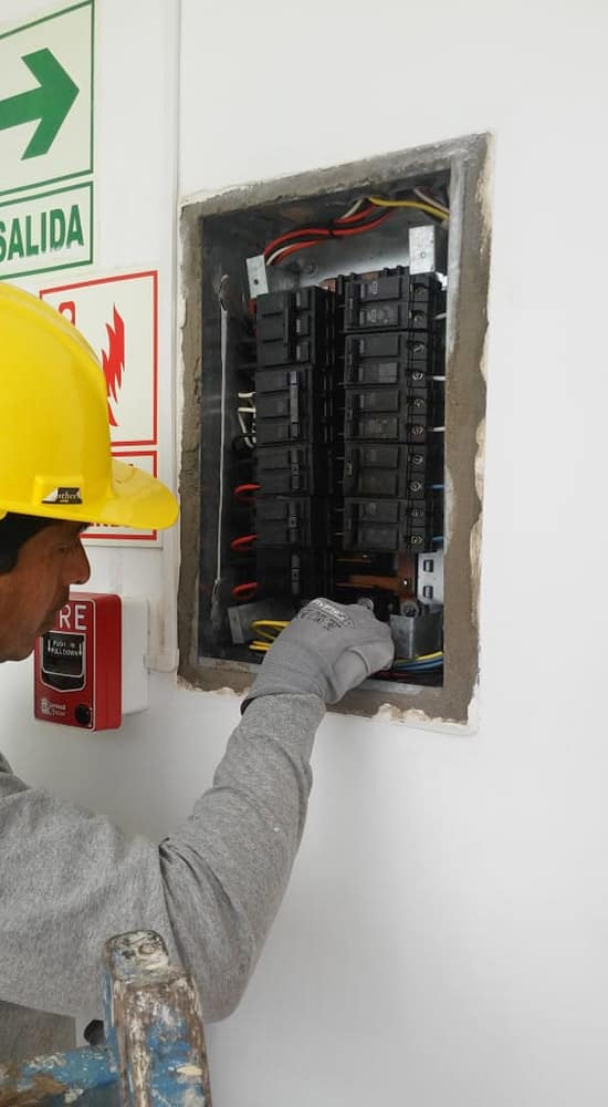 implementacion de tablero electricos